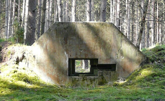 Pasjonaci odkryli fundamenty schronu MG-Schartenstand D ,,Heinrich"