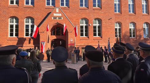 Upamiętniono pilskie lotnictwo - grafika