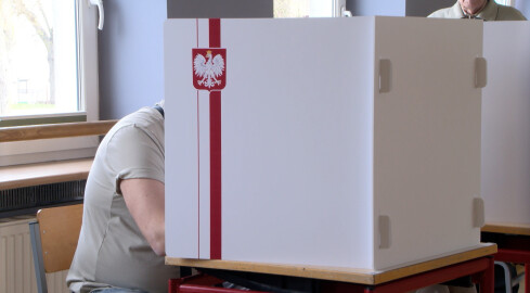 Pojedynek na frekwencję. Przegrani pojadą rowerami do zwycięzców - grafika