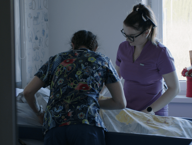 Hospicja potrzebują wykwalifikowanych pracowników - grafika