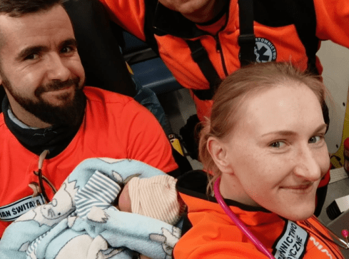 Chłopiec z okna życia dostał imię po ratowniku z Piły - grafika