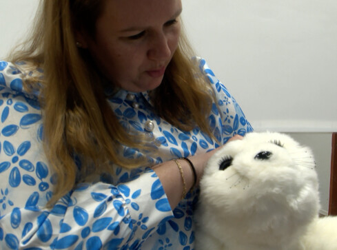 Foka niczym terapeuta - grafika