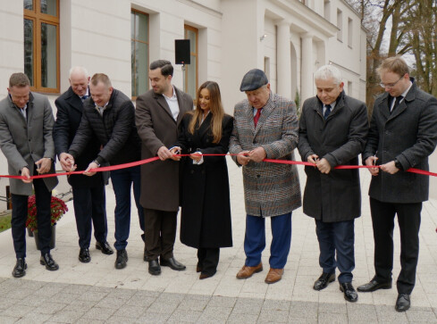 Chcą łączyć prywatne leczenie z misją społeczną - grafika