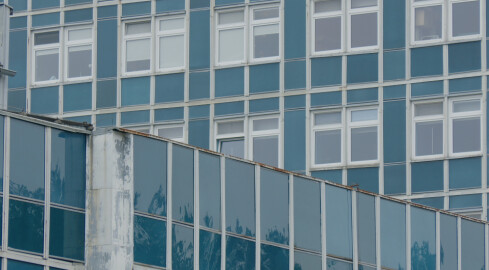 Ataki na szpital. Kilkanaście dziennie - grafika