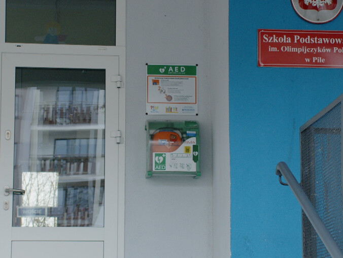 Piła ma 14 nowych defibrylatorów - grafika