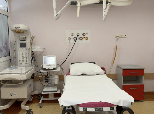 Pilski szpital z akredytacją - grafika