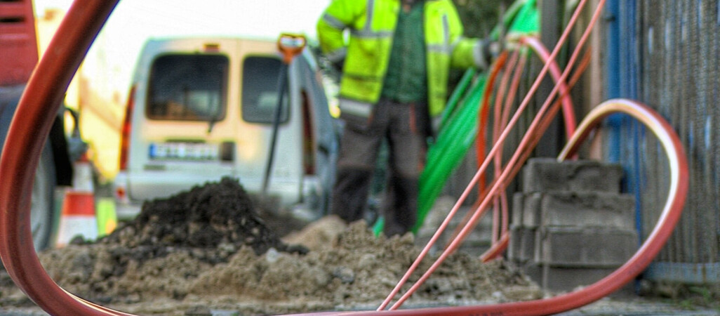 Szerokopasmowy Internet popłynął do kilkuset nowych miejscowości