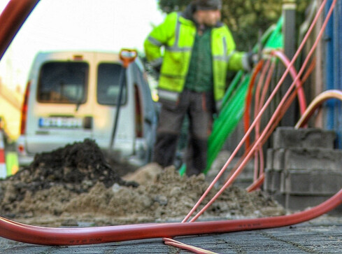 Światłowód w Złotowie coraz bliżej - grafika