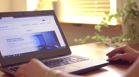 Uwaga na fałszywe maile! Cyberprzestępcy wyłudzają dane do kont  - grafika