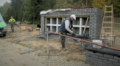 Pierwsze kolumbarium w Trzciance niemal gotowe  - grafika