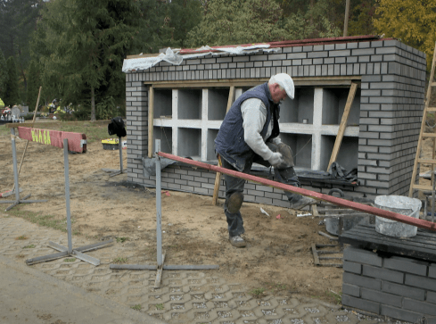 Pierwsze kolumbarium w Trzciance niemal gotowe  - grafika