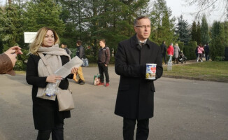 Ponad 63 tys. ze zbiórki na cmentarzu dla pilskiego hospicjum 