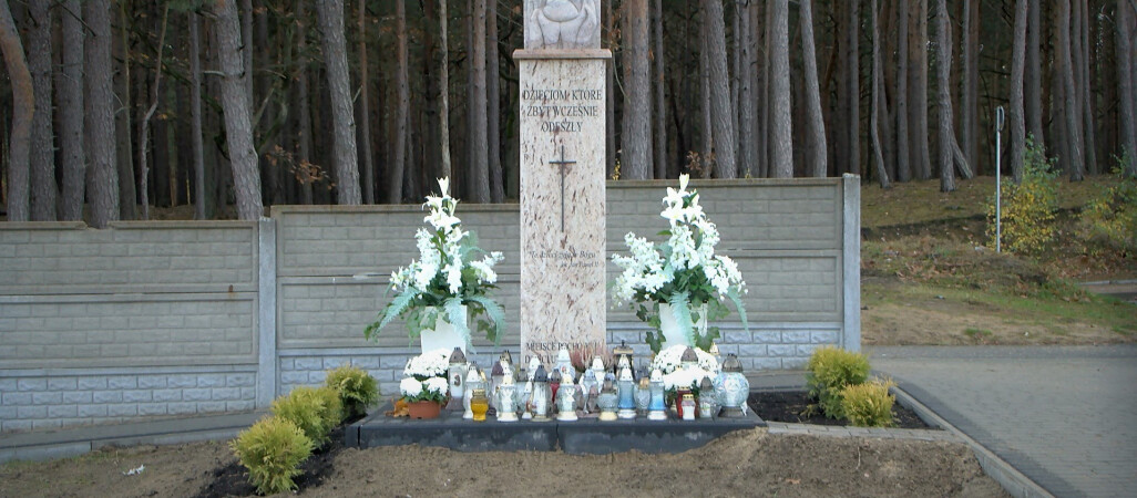 Pomnik Dzieci Utraconych stanął dzięki anonimowemu darczyńcy 
