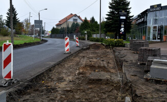 Postępują prace na al. Niepodległości w Pile 