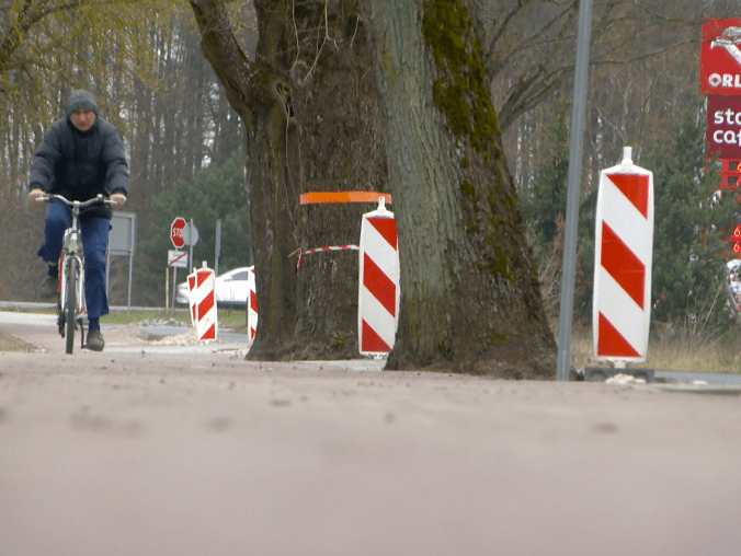 Kamienna ma już chodnik i ścieżkę rowerową  - grafika