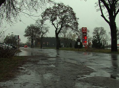 Kamienna bez remontu? Prezydent obwinia za ten stan starostę, a staro - grafika