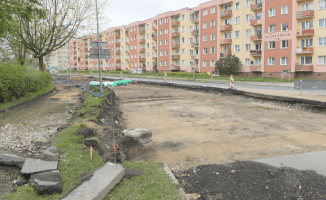 Roboty na Wojska Polskiego wstrzymane. Drogowcy wykopali hełm