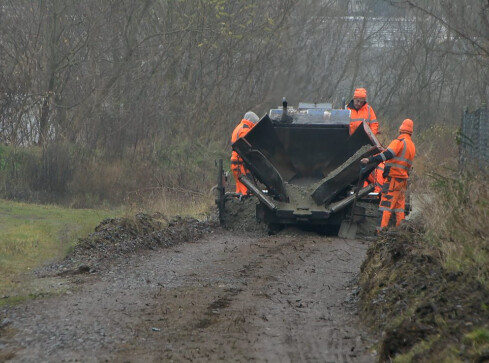 Ta ścieżka rowerowa ma połączyć dwie miejscowości  - grafika