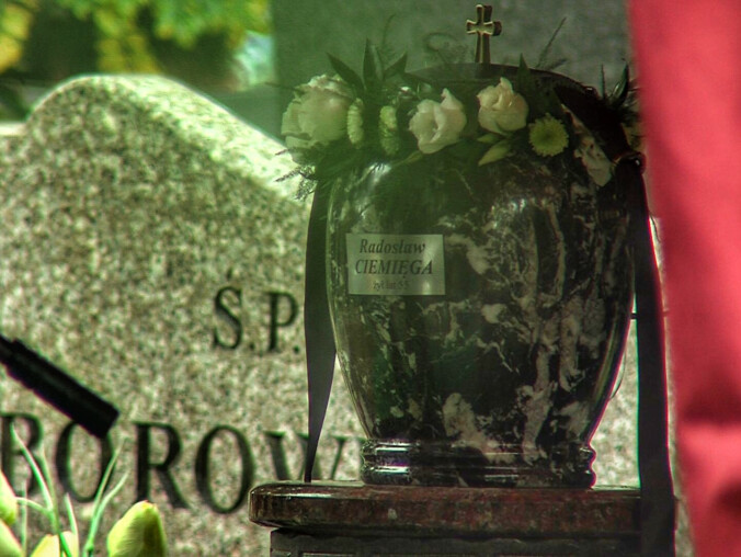 Prezes klubu PTPS Piła spoczął dziś na cmentarzu komunalnym - grafika