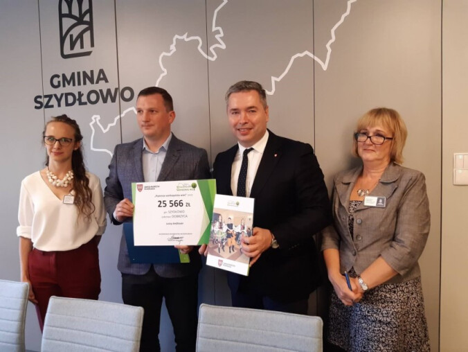 Unijne dotacje dla Trzcianki i Szydłowa - grafika