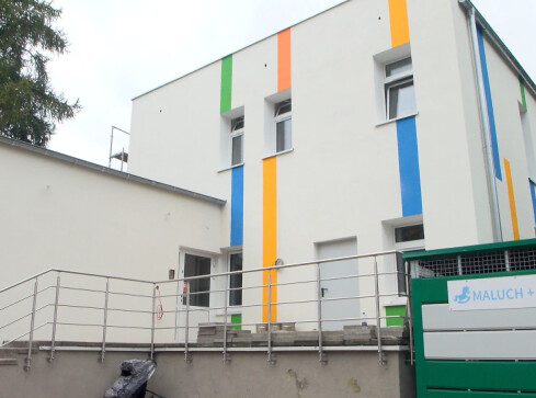 Wnętrza już są odnowione, teraz czas na elewację  - grafika