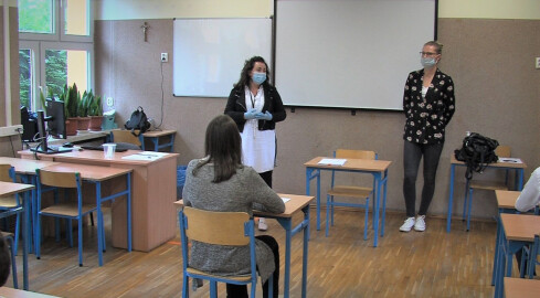 Funkcjonowanie uczniów w czasie lockdown`u zostało zaburzone - grafika