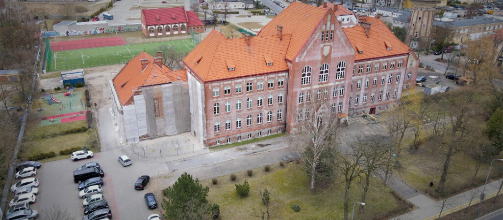 Ruszyły prace rewitalizacyjne zabytkowej Szkoły Podstawowej nr 7 w Pile