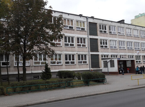 Każdy może pomóc w remoncie i wyposażeniu świetlicy Szkoły Podst - grafika