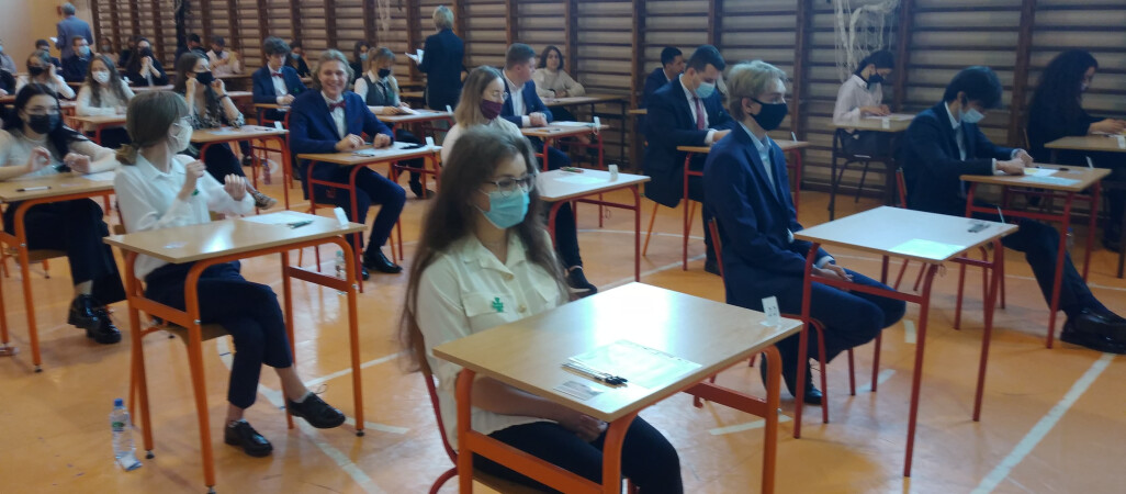 Maturzyści piszą dziś egzamin z języka polskiego 