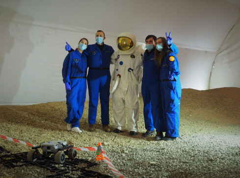 Pierwsza księżycowa misja w tym roku zakończona  - grafika