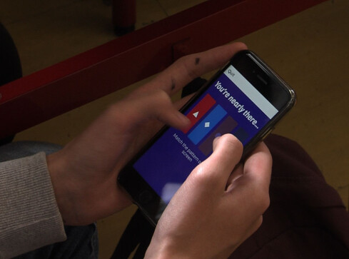 Zakaz używania smartfonów w szkołach?  - grafika