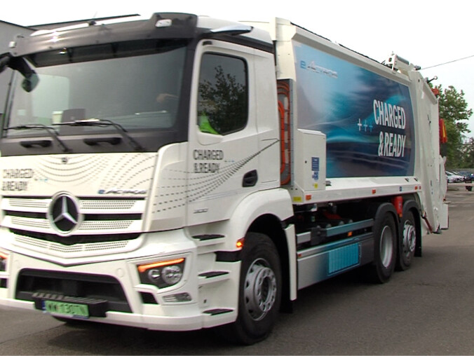 Testują ekologiczną śmieciarkę - grafika