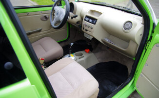 Elektryczne auto dostali studenci PUSS