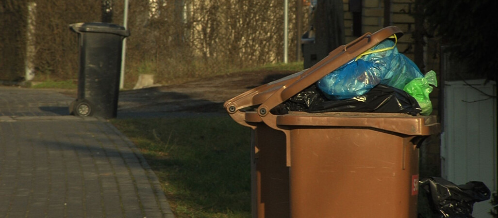 Podwyżka opłat za wywóz śmieci będzie, ale nie od marca 