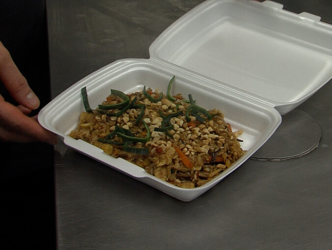 Od stycznia płacimy za plastikowe opakowania. Kolejny krok w lipcu - grafika