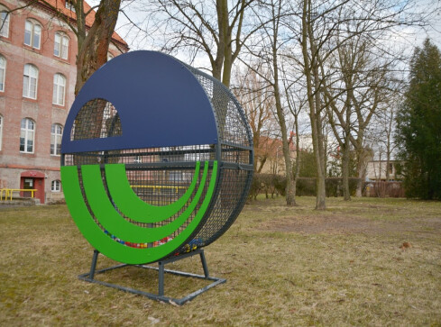 5 nowych pojemników na nakrętki w Pile  - grafika