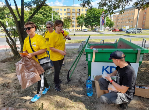 3 tony śmieci w zaledwie 2 godziny - grafika