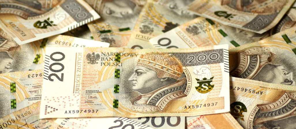 Zostawiła na stole w barze niemal 50 tys. zł. Przez roztargnienie 