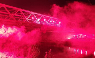Race na moście na Noteci w Czarnkowie - VIDEO