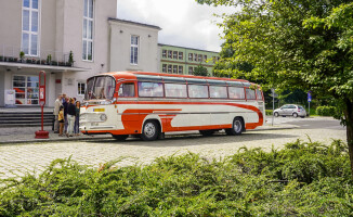 Retro Bus na ulicach Piły - ZDJĘCIA 
