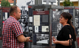Plenerowa wystawa o Poznańskim Czerwcu na pl. Staszica