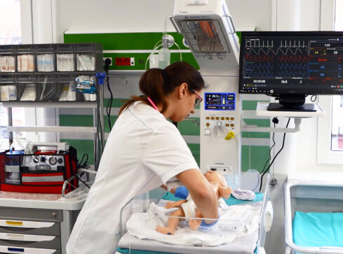 Nowoczesne studia dla kadr medycznych - grafika