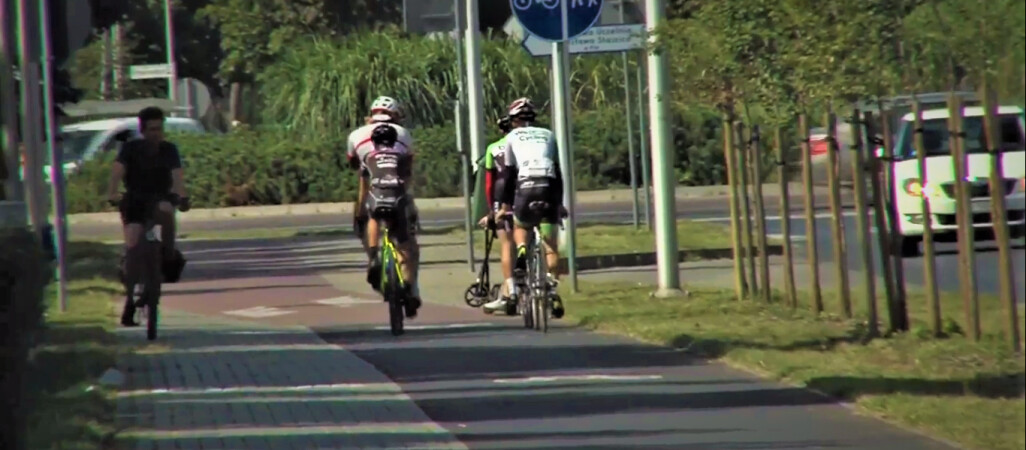 Na polskich drogach ginie około 300 rowerzystów rocznie
