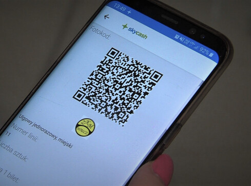 Zamiast papierowego biletu, kod QR w smartfonie. Także w Wałczu  - grafika
