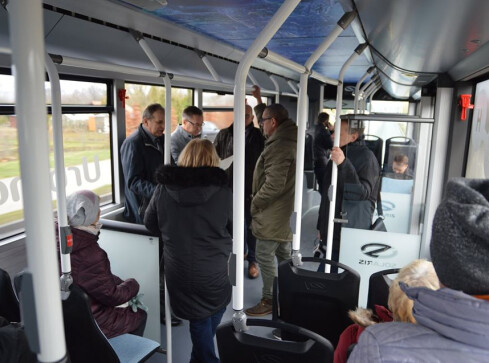 W Pile testowano autobus wodorowy  - grafika