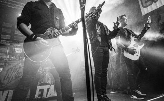 Charytatywny koncert i wystawa zdjęć w Pile 