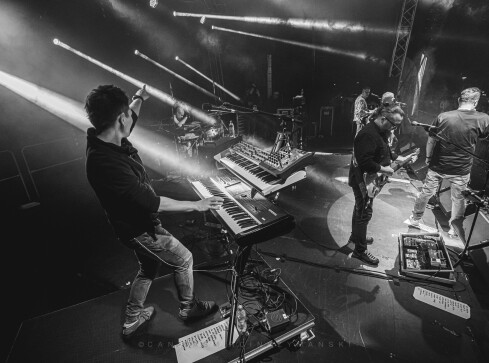 Charytatywny koncert i wystawa zdjęć w Pile  - grafika