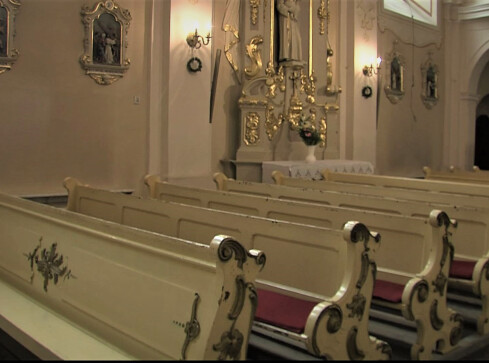 Parafie biednieją przez epidemię koronawirusa  - grafika