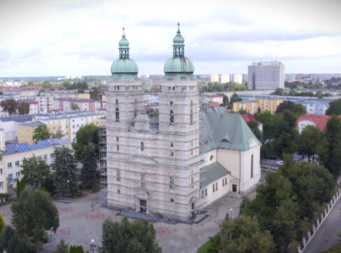 Brakuje 200 tys. zł na remont kościoła. Cegiełkę można odliczyć - grafika