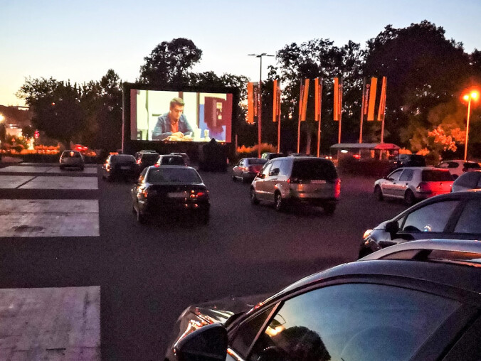 Darmowe seanse na parkingu VIVO! Piła - dziś „Vox Lux” - grafika